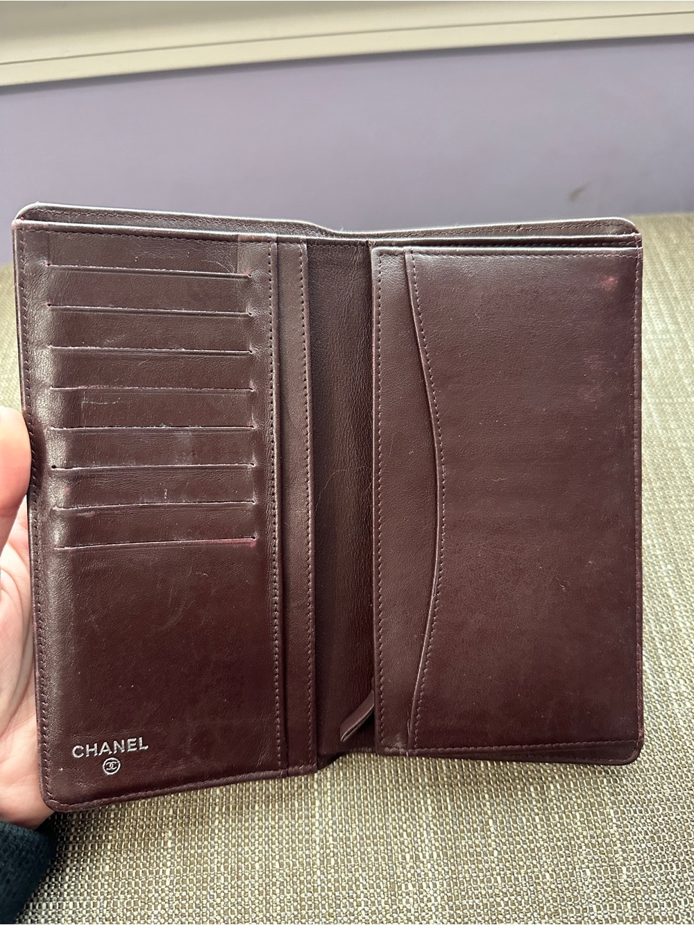 CHANEL Quilted Caviar Wallet with CC Logo - Black - Picture 6 of 9